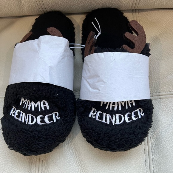 Jammies for Families Mama Reindeer Slipper Women’s Size Small (6-7) Holidays - Picture 2 of 6